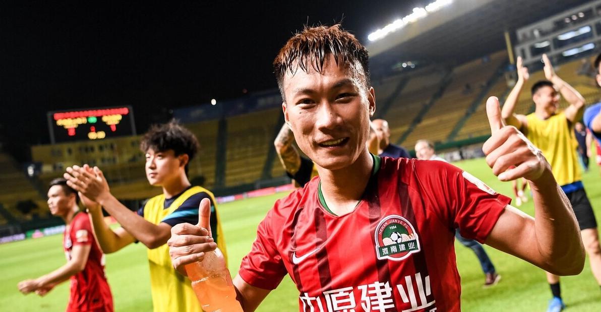 河南|河南嵩山龙门多名球员合同将到期，外援媒体求职，下一站会是哪里