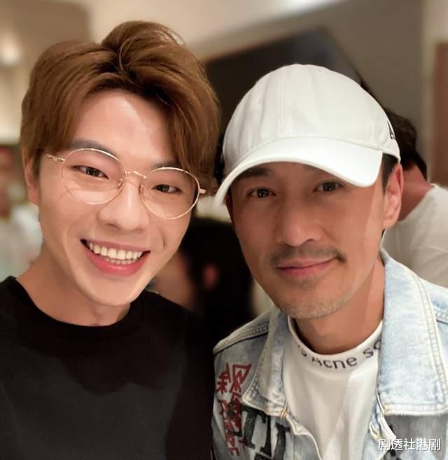 TVB|TVB知名男星与圈外女友分手!确诊康复后,约绯闻对象郊游引热议