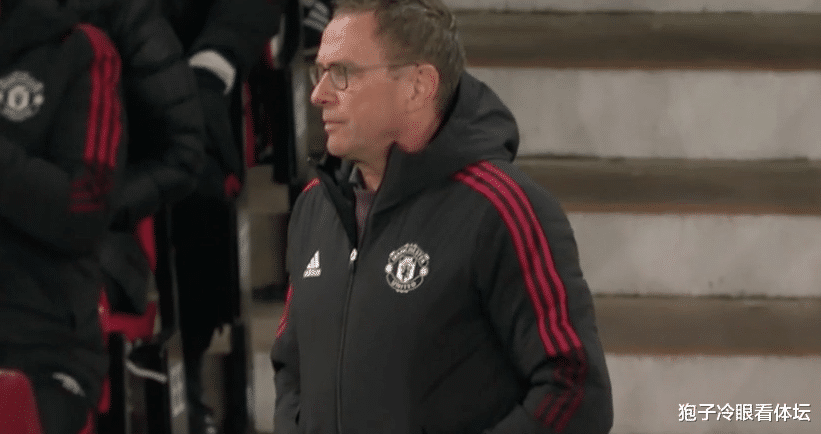 曼聯(lián)|丑陋的1-0！鋒線的兩大獨狼 漏洞百出的防線 無C羅的曼聯(lián)被圍攻