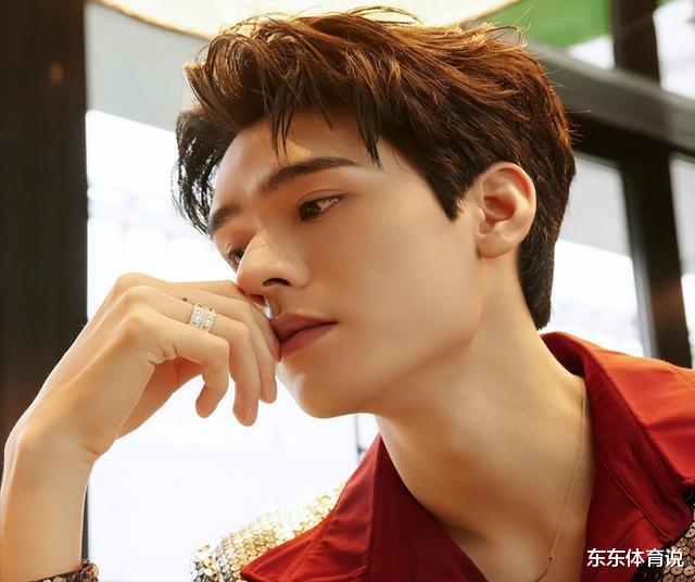 靳东|不适合就别尬演！不是谁都是古装男神，这6位男星古装一言难尽