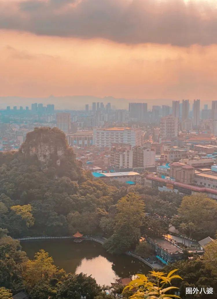 长沙|中国令人上瘾的城市！水质全国第一，风景不输桂林，却凭一碗粉征服地球