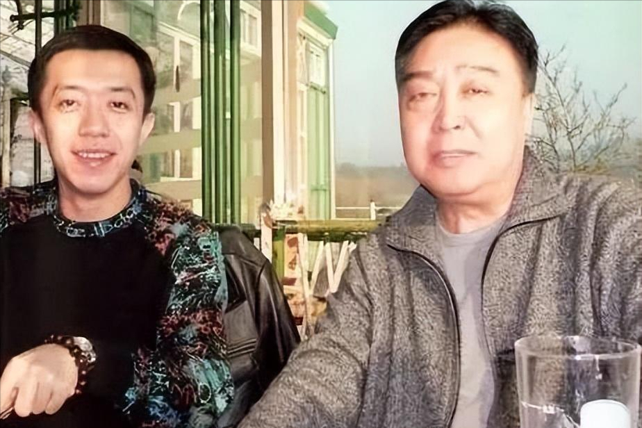 师胜杰:1天喝1斤多,不听妻子劝告戒酒,后半生让妻子黯然流泪