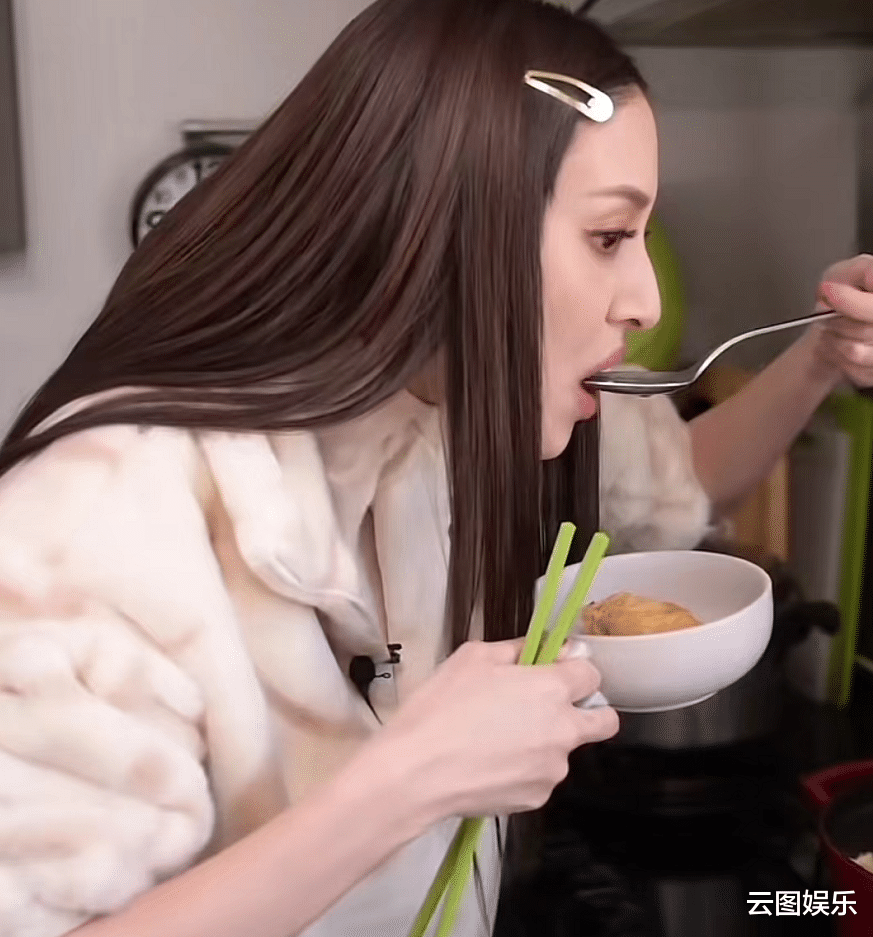 陈凯琳|郑嘉颖娇妻产后做月子餐手部淤青,涂指甲妆容精致,31岁已生3子