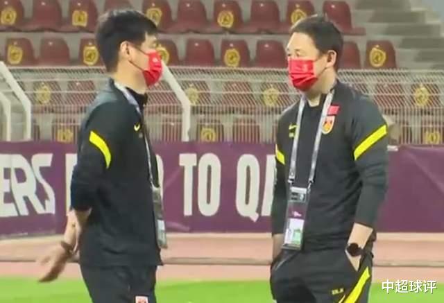 东亚杯|失去信任！李霄鹏和扬科维奇同时申请参加东亚杯：足协选了外教！