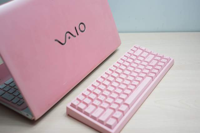 机械键盘|BOW 航世G08机械键盘:RGB、无线三模来袭