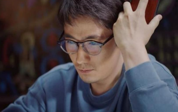 贾玲|票房破9.83亿，击败黄渤贾玲主演新片，贺岁档票房冠军稳了