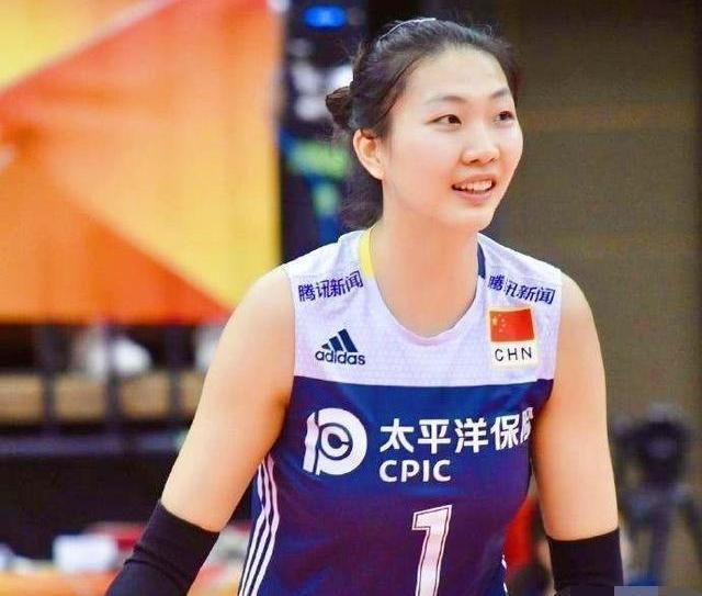 李盈莹|女排三叉戟换新！吴梦洁李盈莹取代朱婷张常宁，龚翔宇也将加入