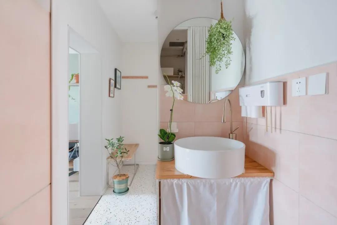 北京夫妻晒40㎡小宅,装修雅致高级,一个阳台就圈粉无数,羡慕