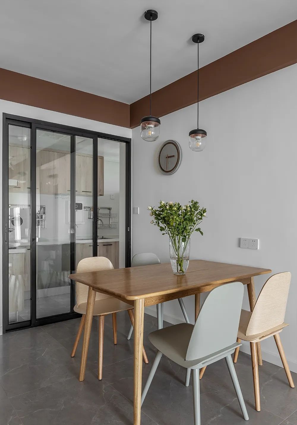 不踩坑的日系小三房：超强储物空间+治愈留白风，懒人可照搬！