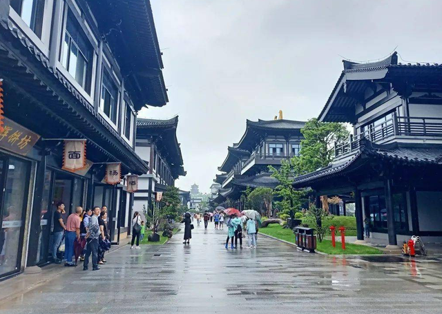 古镇|浙江有个人造古镇，耗资80亿巨资建成，如今却无人问津