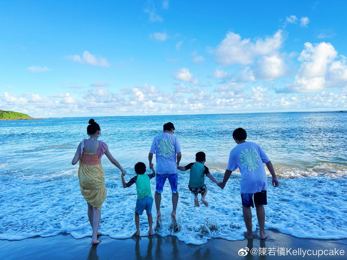 林志颖|林志颖转入普通病房，连续2天亲自签到超话报平安，粉丝激动落泪