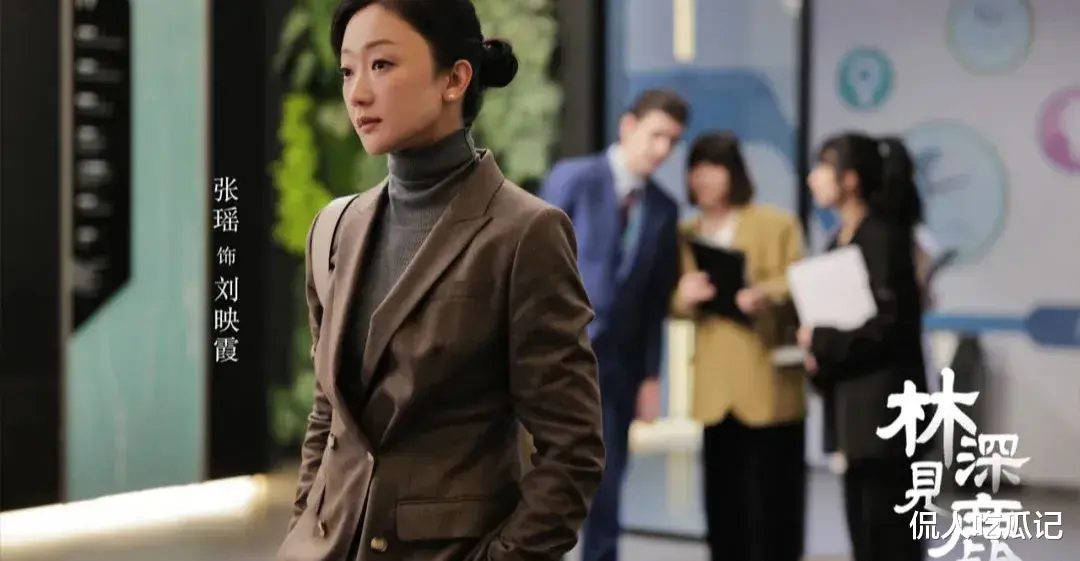 张瑶|张瑶:做歌手被央视捧,做演员被贵人捧,逼婚高富帅,真是个狠人