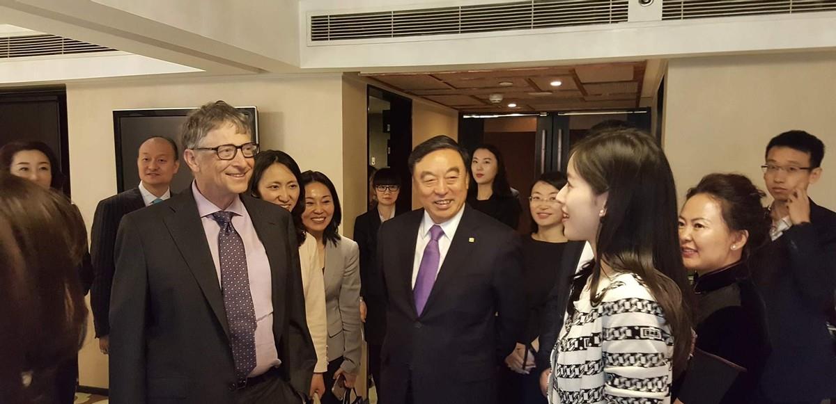 章泽天|刘强东案4年后重启调查,选择原谅的章泽天,如今已身家千亿