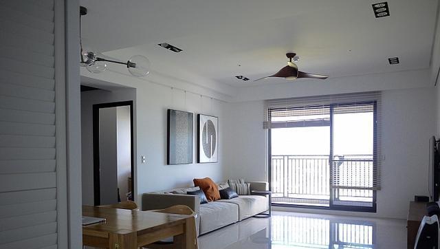 84㎡花8万装成清汤寡水乞丐装修,电视墙吊顶都没有,被坑了?