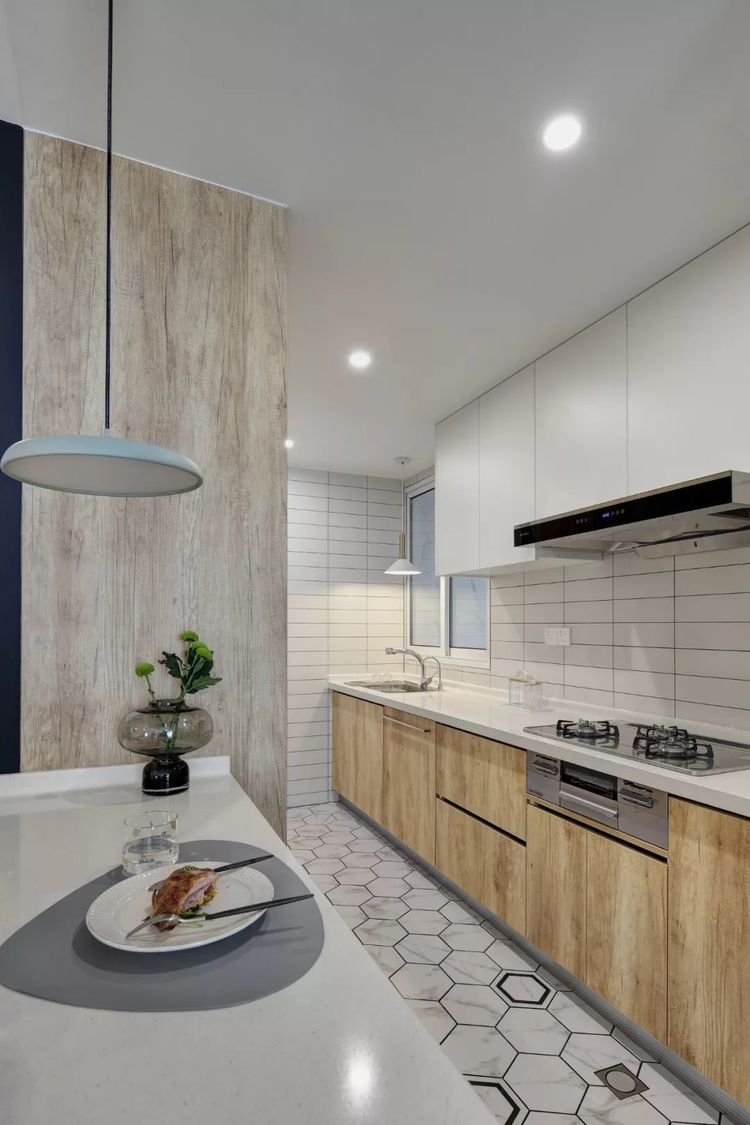 110平三室,客厅不要电视,餐厅设计卡座,卧室大胆撞色,好喜欢