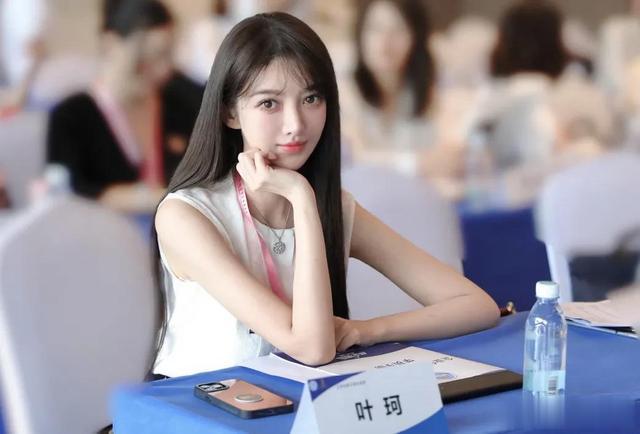 黄晓明|曝黄晓明叶珂疑似同居!住baby新房上亿豪宅,网评:换床垫了吗