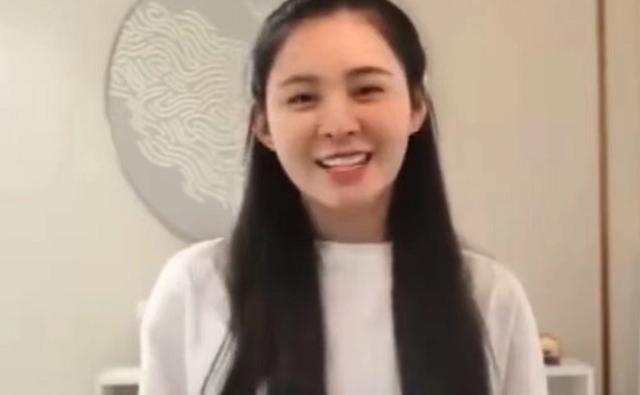 张颖颖|“除了身高都是假的”,张颖颖疑似学历造假,网友:心疼汪小菲