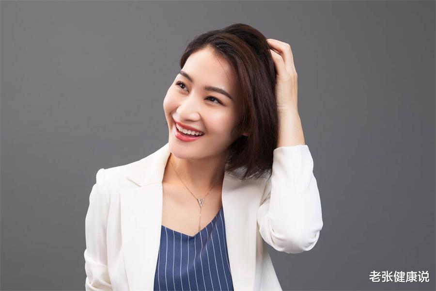 饮食|明明已更年期,为何有些女性看起来依然年轻?可能是做对了四件事