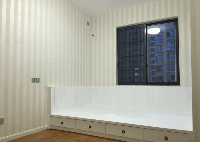 新房硬装刚完工,女儿就吵着要搬家,主要是客餐厅太大气了!晒晒