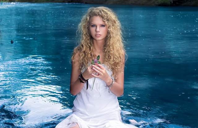 泰勒·斯威夫特|霉霉回归赢麻了，呛她的男明星，脸疼吗？