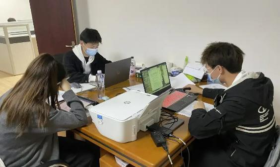 职业教育|发朋友圈羡慕工资按时发放，被公司开除，网友：那是你没遇到00后