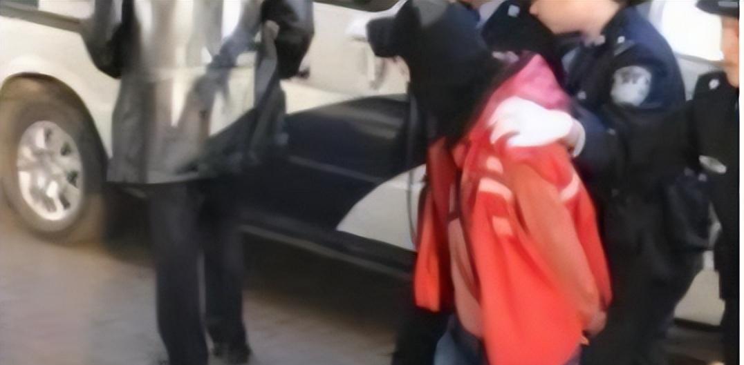 马艳红|东北女魔头马艳红，颜值出众却蛇蝎心肠，如何因一句话多活三年？