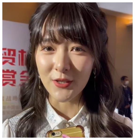 金鸡奖幕后：8位女星真实样貌曝光，高圆圆老态明显，杨颖痘痘肌