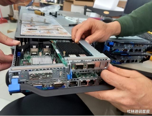 腾讯|宗庆后曾质问马化腾，腾讯服务器是在美国还是中国，如今有答案了