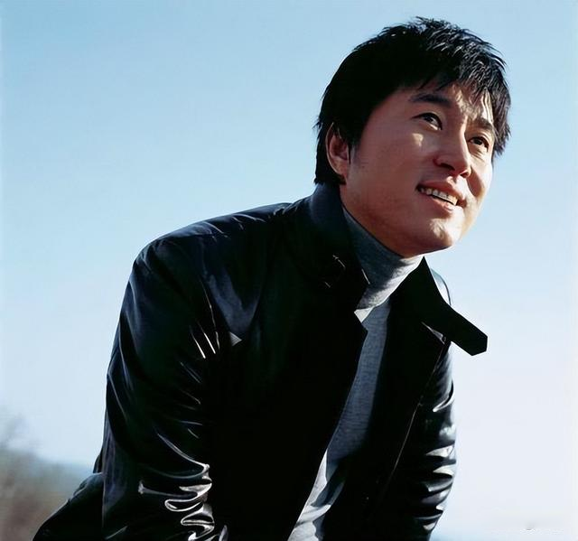 满文军|满文军有多“渣”？成名后抛妻弃女，二婚后又亲手将娇妻送进牢房