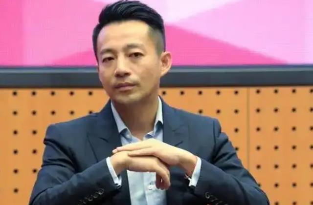 汪小菲|汪小菲辟谣“破产”，却被外卖“销售量”出卖，网友：戏要演全套