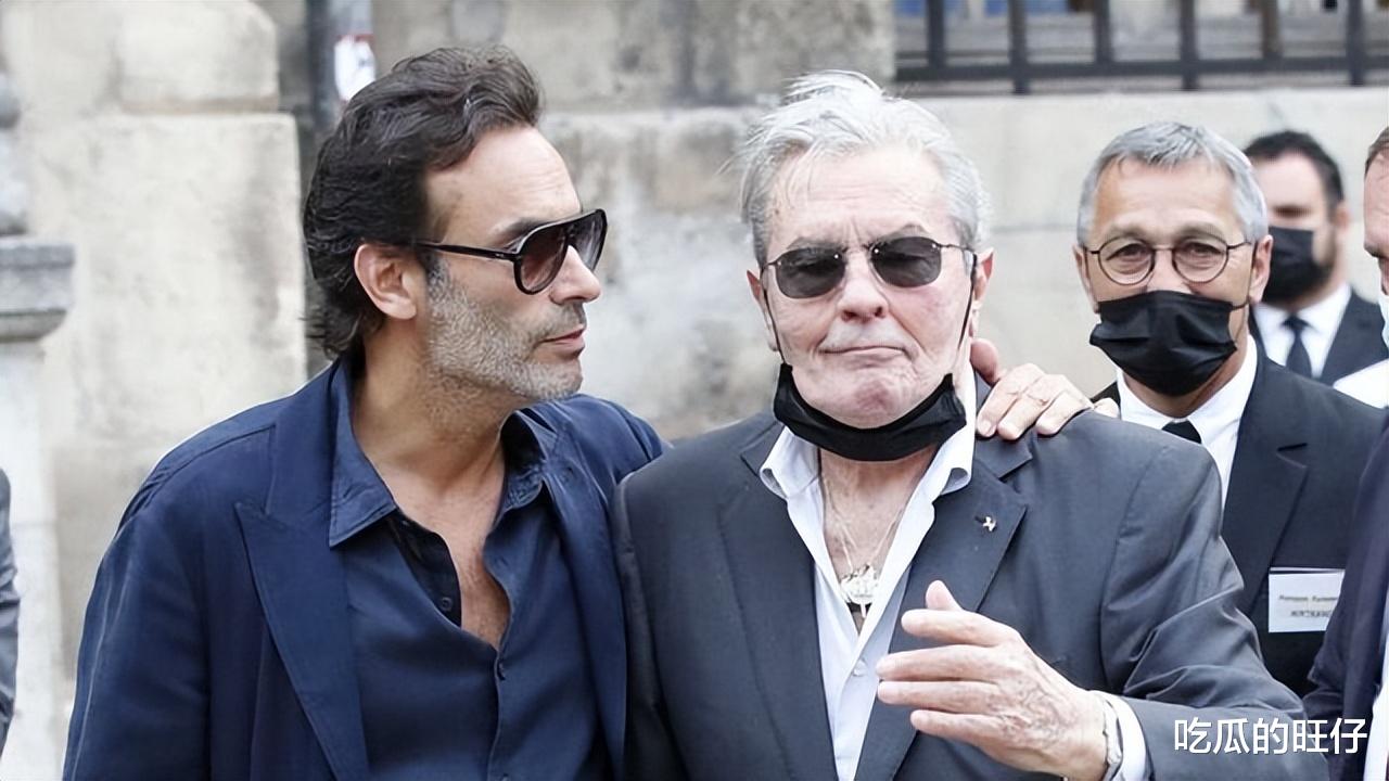 阿兰·德龙|阿兰德龙的3个儿子：颜值不如他，婚生子最受宠，私生子都有怨言