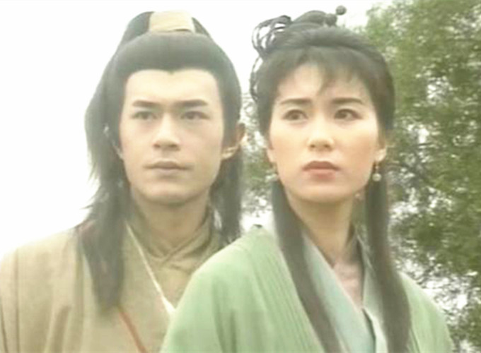 张可颐|“迟到女王”张可颐的嚣张跋扈史：天若要其亡，必先让其狂