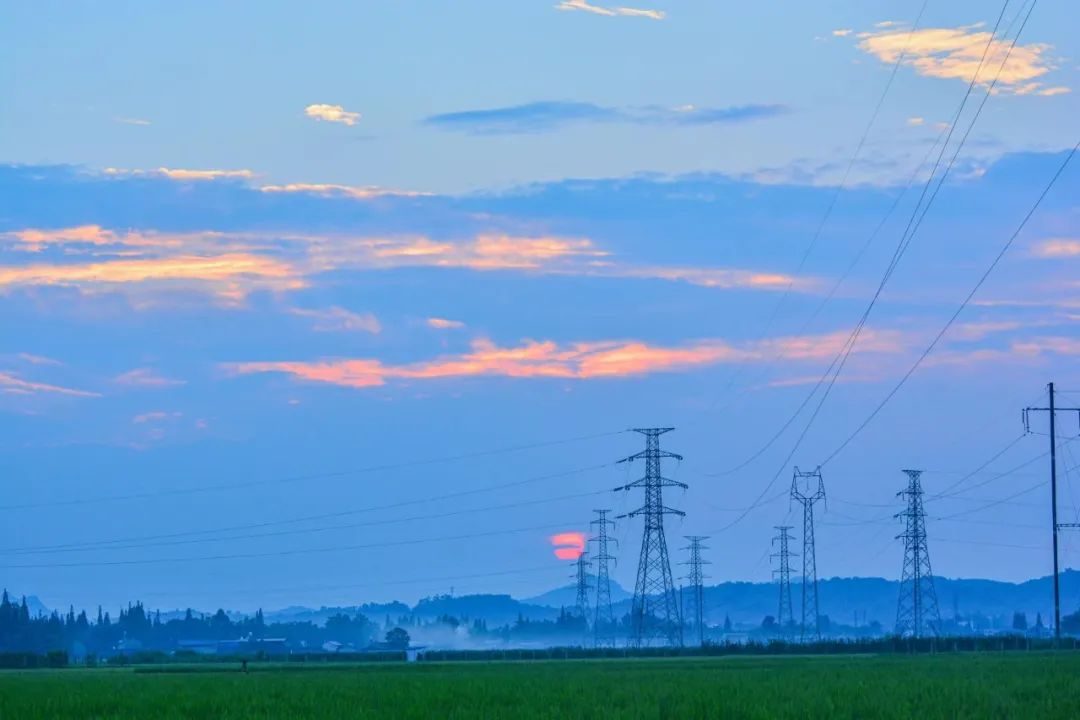 西双版纳|彭山，一座自带“仙气”的宜居之城！