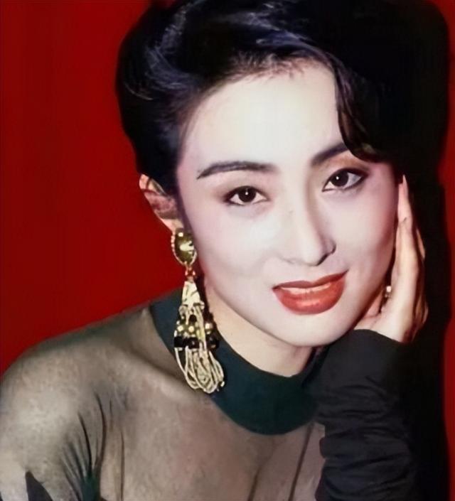 张敏|54岁张敏现身浙江小地方聚会,找圈内戏骨作陪