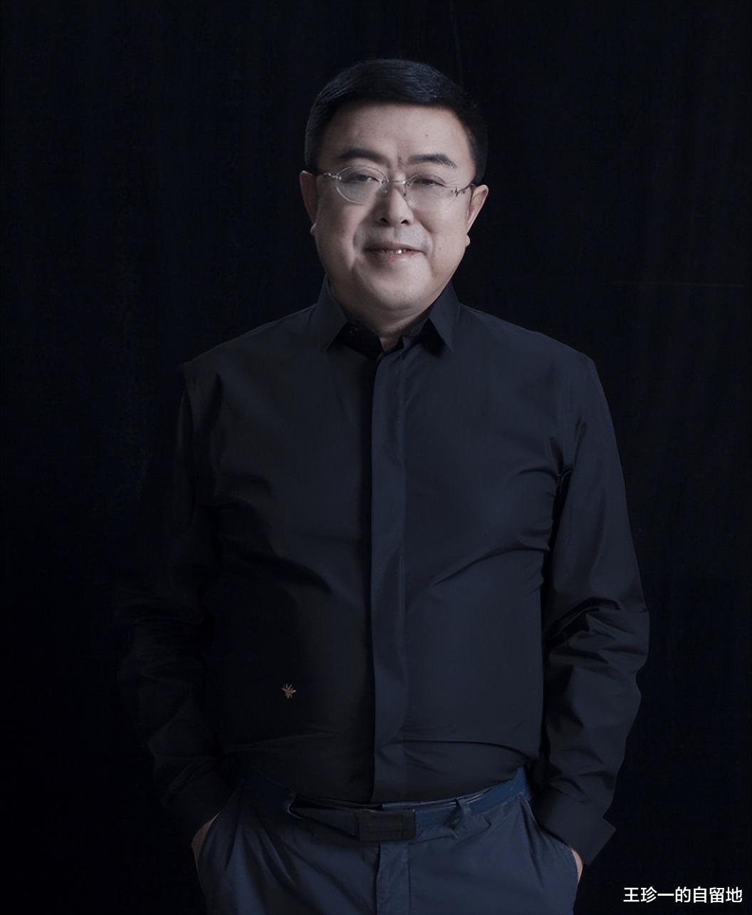 张馨予|才2天，娱圈的瓜太生猛了！96套房被查封，3年赚2.6亿，应有尽有