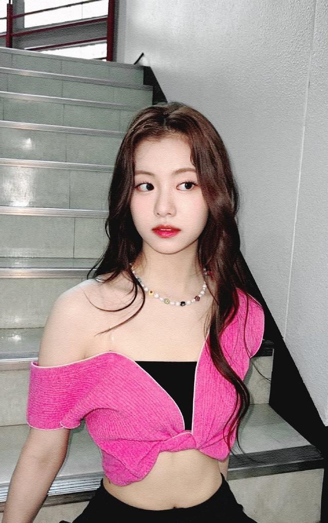 hybe|HYBE新女团霸凌事件持续发酵，金佳蓝学校回应，不否认霸凌处理书