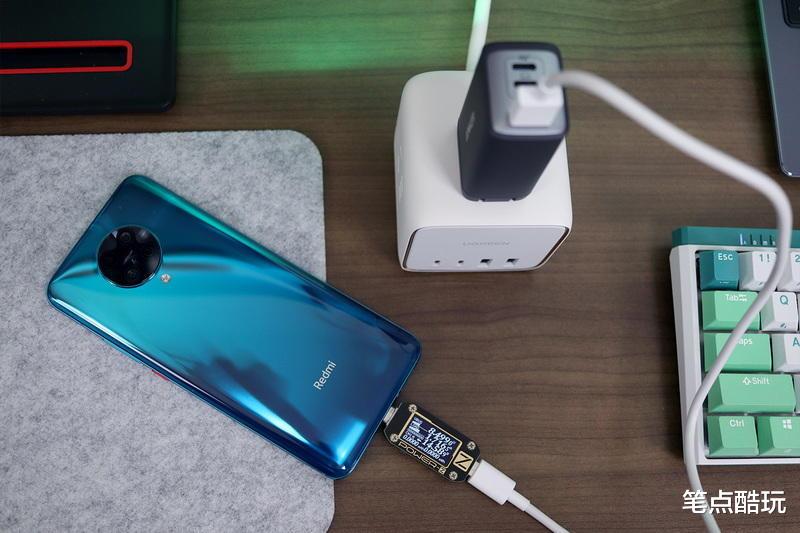 充电器|凉快小身材,喂饱三张嘴:Anker 65W氮化镓2C1A充电器评测