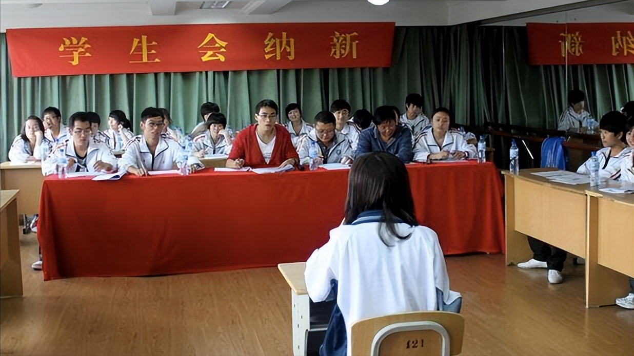 精神上控制住女友,导致自杀,2019年北大高材生被捕,最终下场如何