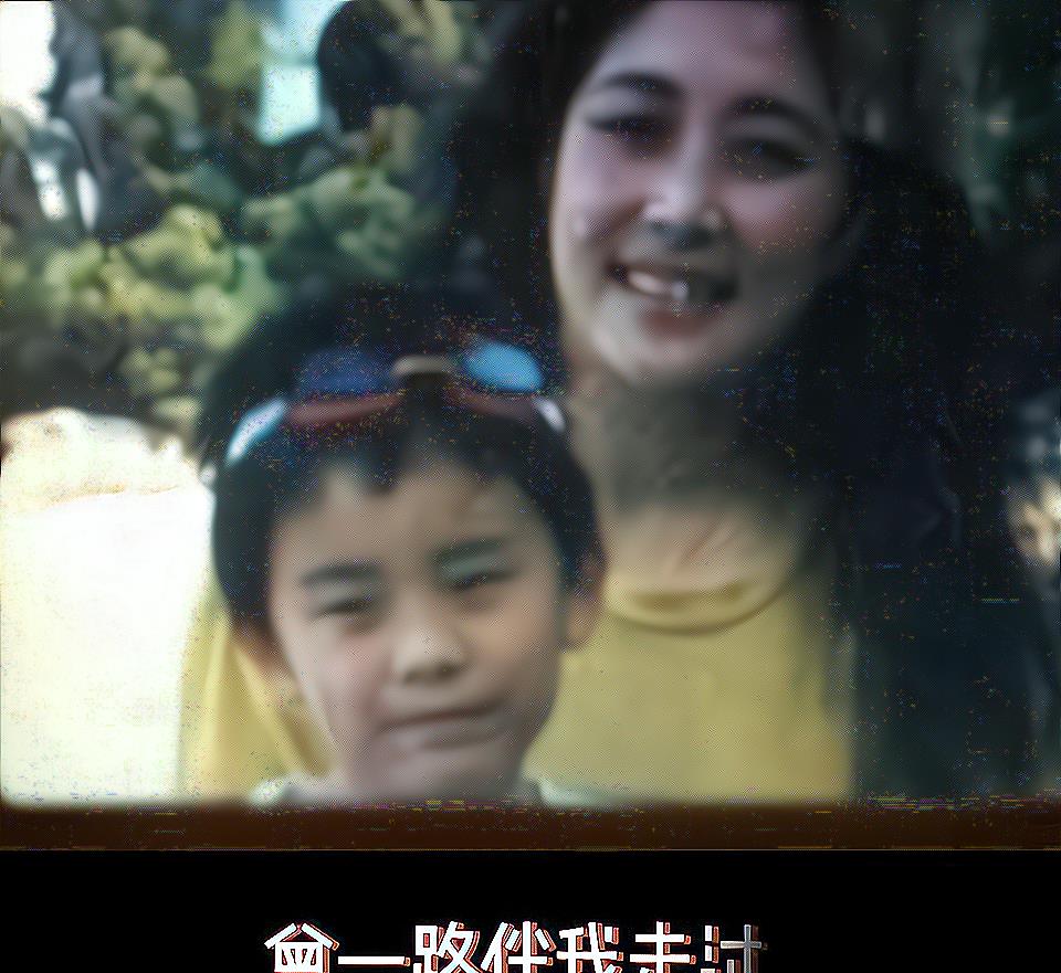 王珞丹|陈赫晒祖孙三代同框，怀抱两女儿超幸福，张子萱成摄影师？