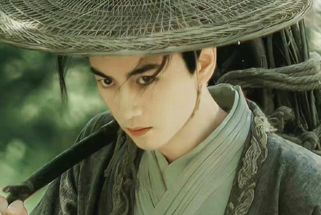 陈晓|古偶差点没有了陈晓?运动员、会画画,写过小说,差点开上理发店