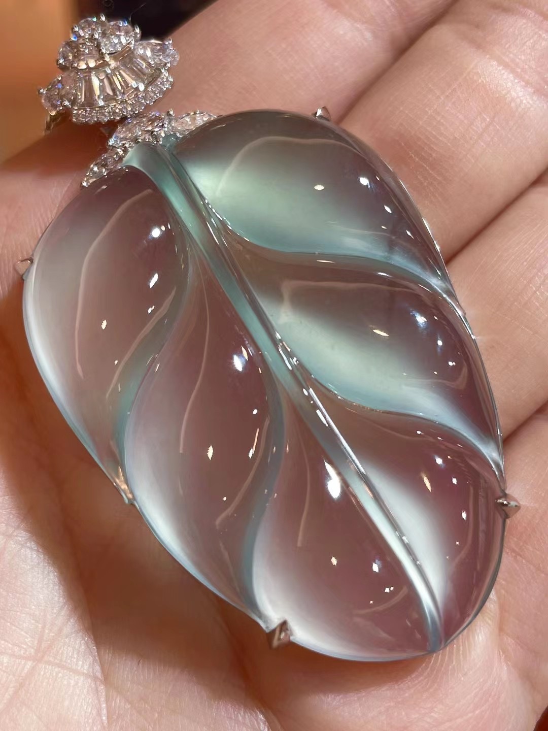 翡翠|什么玉有很大的欣赏空间?这样,你就不会因为买翡翠而赔钱了