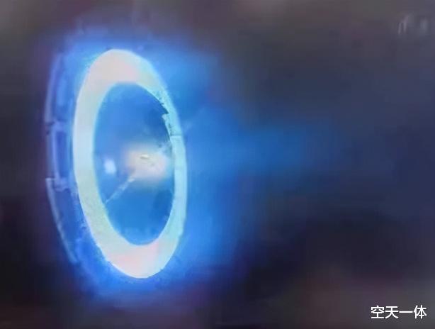 我国载人登月又有突破,4.6牛霍尔推进器试车成功,你觉得它小?