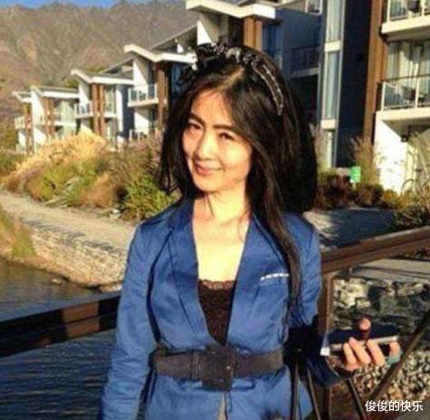 非诚勿扰|当年，在非诚勿扰被34岁小伙带走的51岁阿姨，如今现状生活如何？