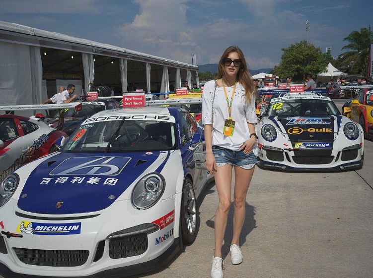 清扬|香港十亿富二代被曝出轨、逼正室离婚，港姐妻子无计可施惨淡离场