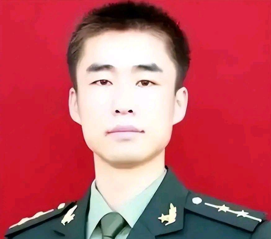 军官沈星请假未归,部队打电话询问,女儿:爸爸救人淹死了