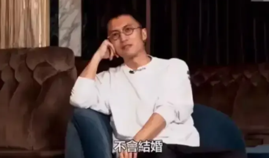 李亚鹏|李亚鹏大方承认结婚，谢霆锋却说不会结婚！王菲听了会后悔吗？