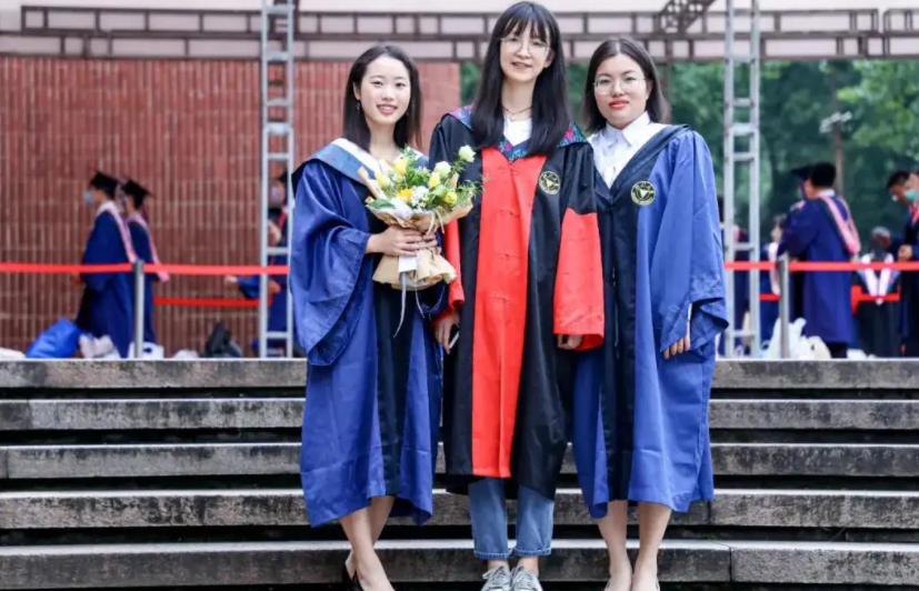 大学生|“不好意思，我们不招35岁以上的”，研究生应聘被拒，引发热议