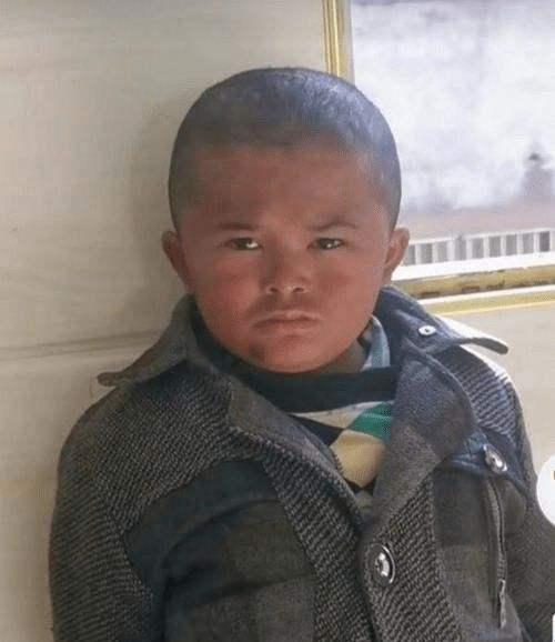 马云|小马云被表哥带去医院检查，传来了好消息，网友表示为他高兴