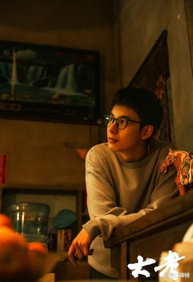 大考|学霸儿子智斗游戏迷爹，《大考》三组家庭的教育理念各不相同