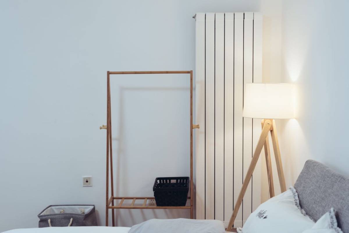 怎么防止暖气片把墙熏黑？